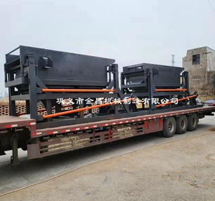 <b>復(fù)合跳汰機(jī)組發(fā)貨現(xiàn)場</b>